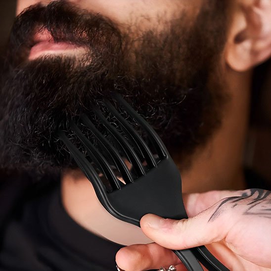 Afro  peigne  assure une longévité accrue 