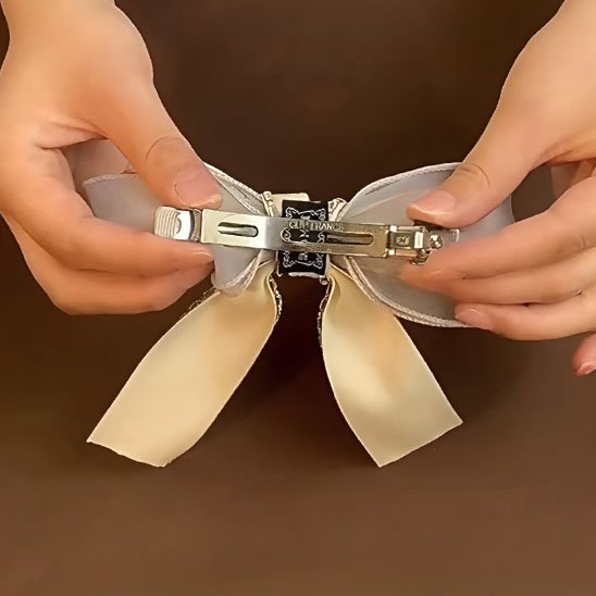 Barrette   cheveux   adapté  pour  bricoler