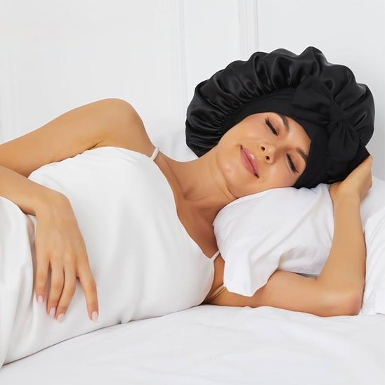 Bonnet en satin pour la nuit