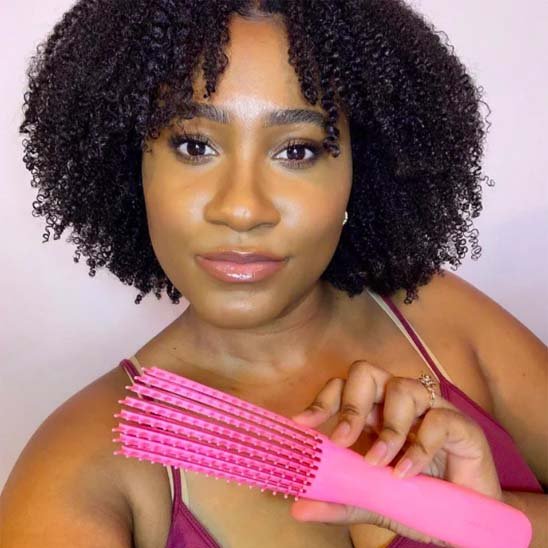 Brosse cheveux bouclés  antistatique 