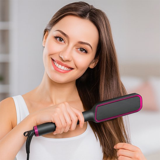 Brosse lissante et chauffante fonction ionique 