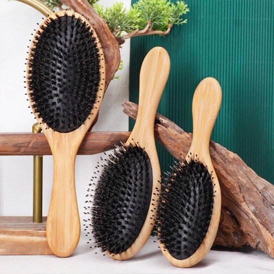 Brosse poil de sanglier en  bambou  naturel