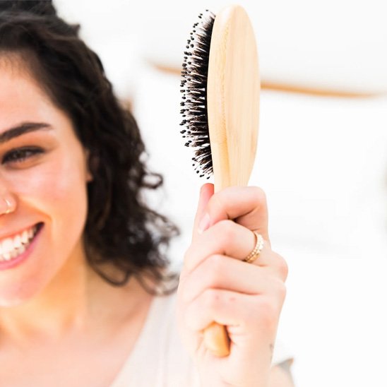 Brosse poil de sanglier glisse  sans  tirer