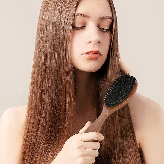 Brosse poil de sanglier lissante 