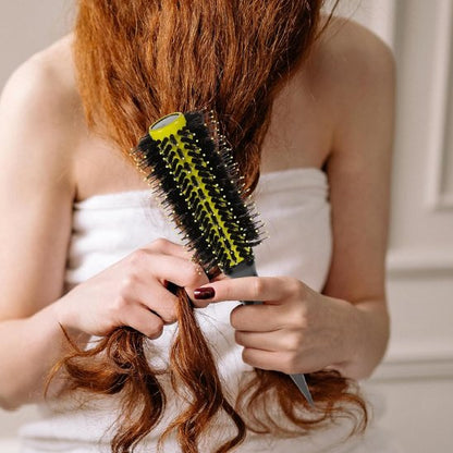 Brosse séchante cheveux bonne tenu 