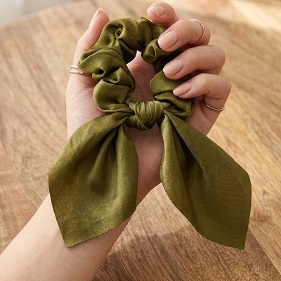 Chouchou pour cheveux nœud papillon 