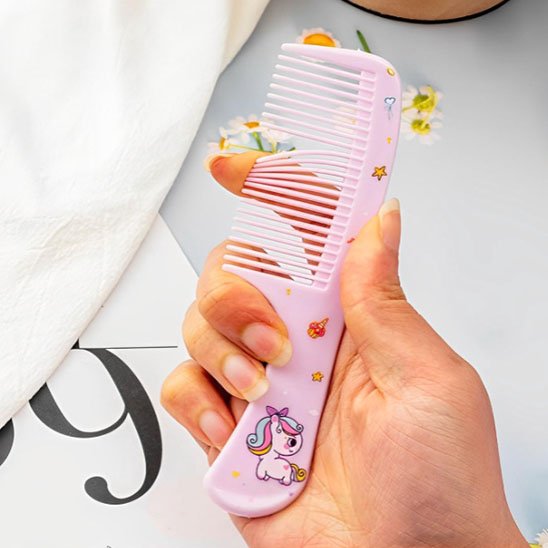 Peigne mignon pour fille 