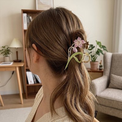 Pince   a   cheveux  douce  pour  femme