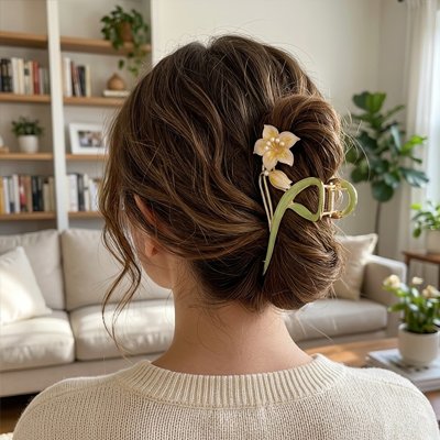 Pince   a  cheveux  tres  stable